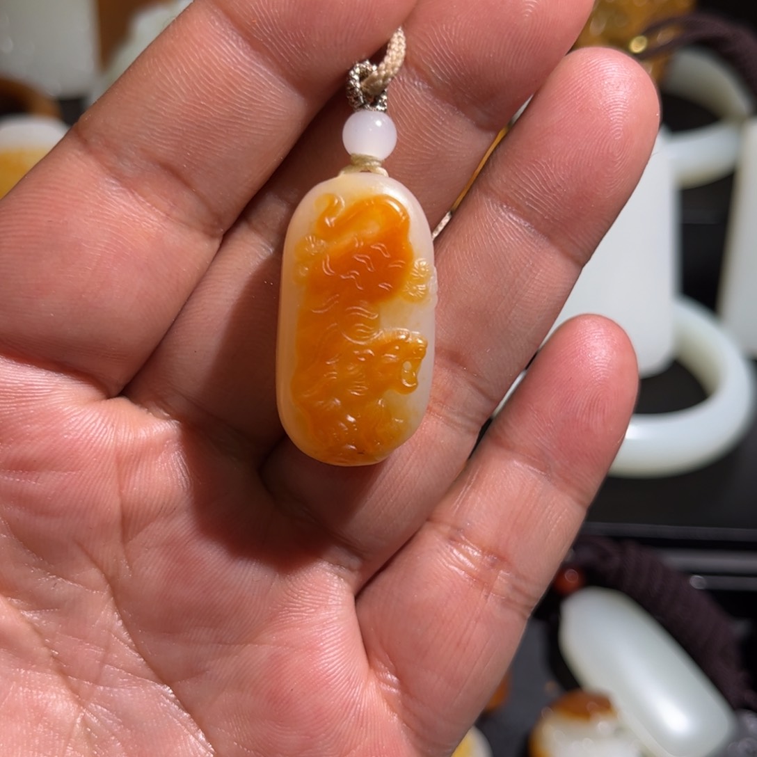 和田玉挂件未镶嵌阿*