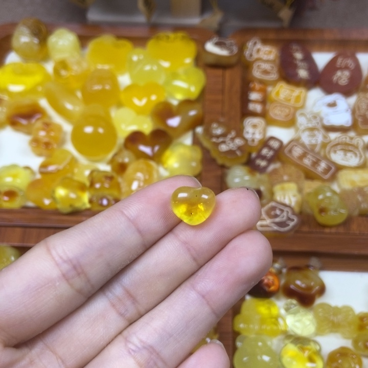 橄榄核吊坠小爱心119