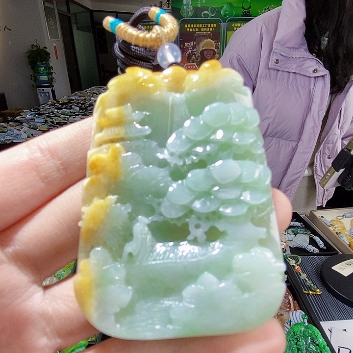 颈饰未镶嵌翡翠翡翠