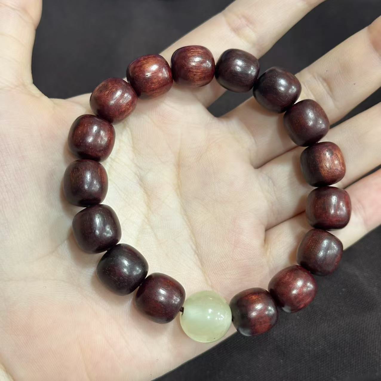 血檀老型珠手串卡12 054
