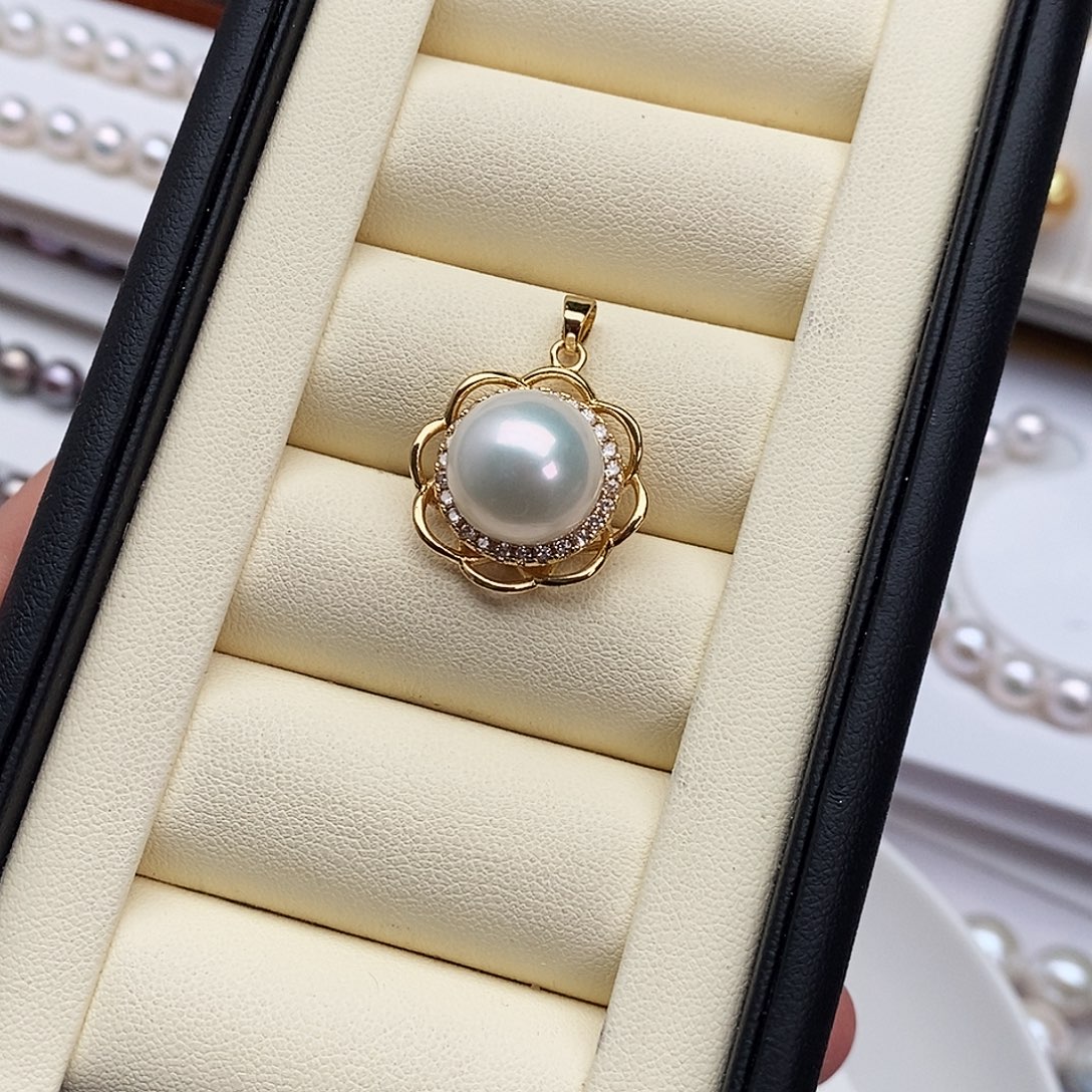 银S925镶嵌淡水珍珠颈饰