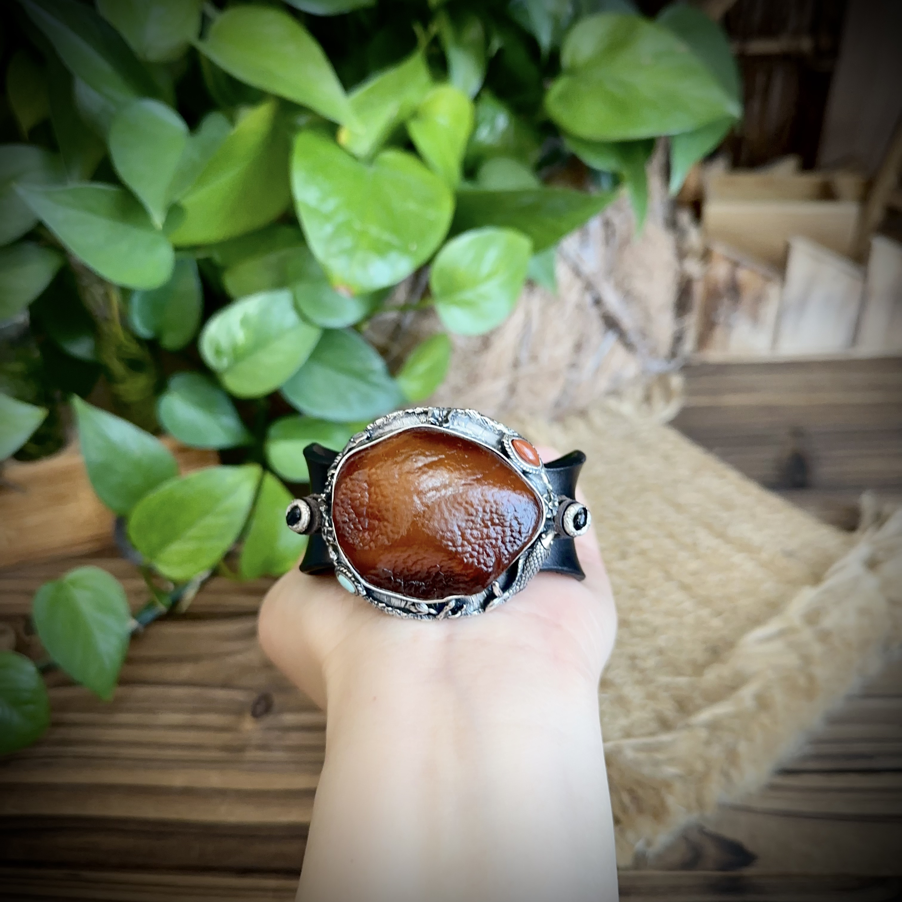 【古香古色】原创复古s925银蜜蜡琥珀皮手镯（开口可调节）