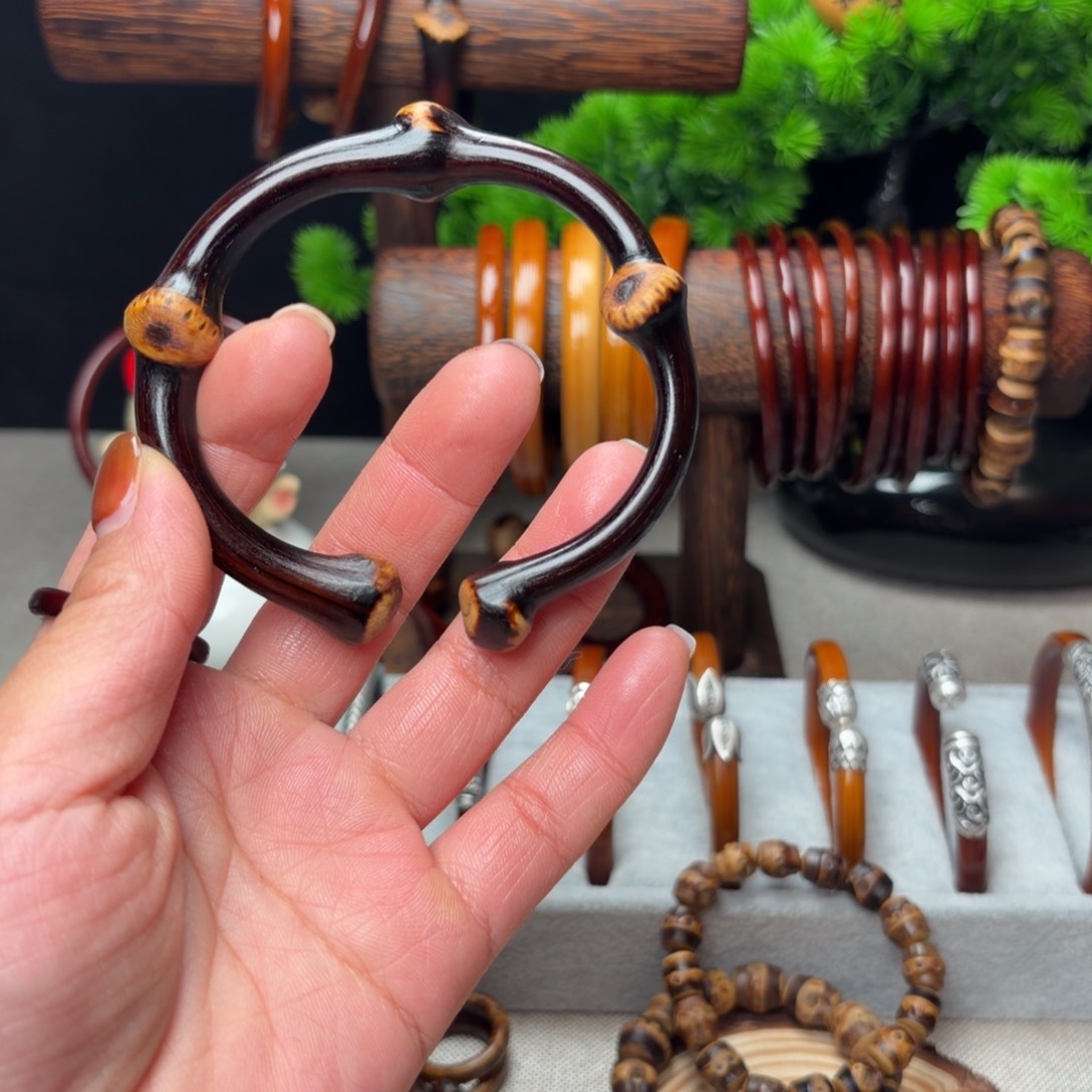淡***1木质非金属黑藤手镯
