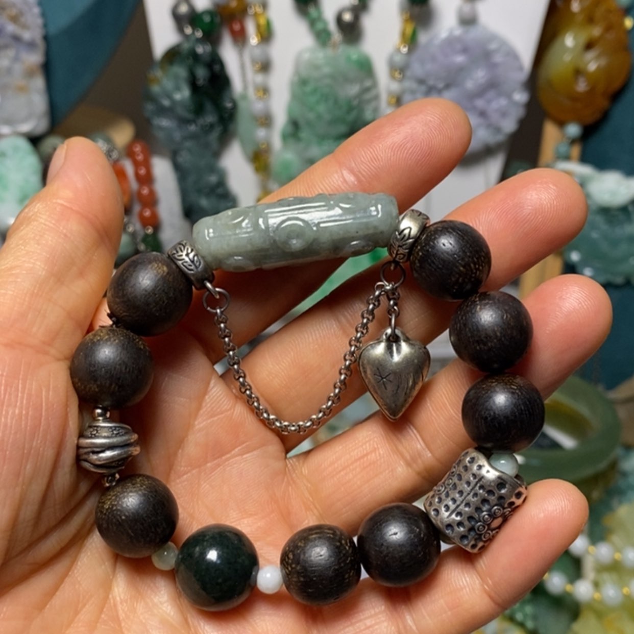 【闪购商品】翡翠吊坠(赠链)未镶嵌