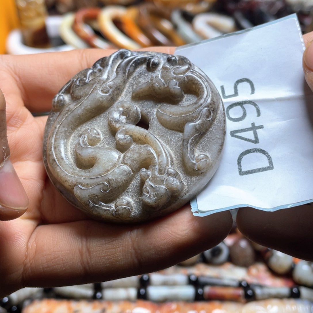 和田玉（糖玉）挂件未镶嵌