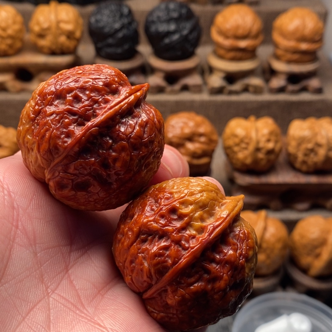 @***@文玩核桃把件铁核桃