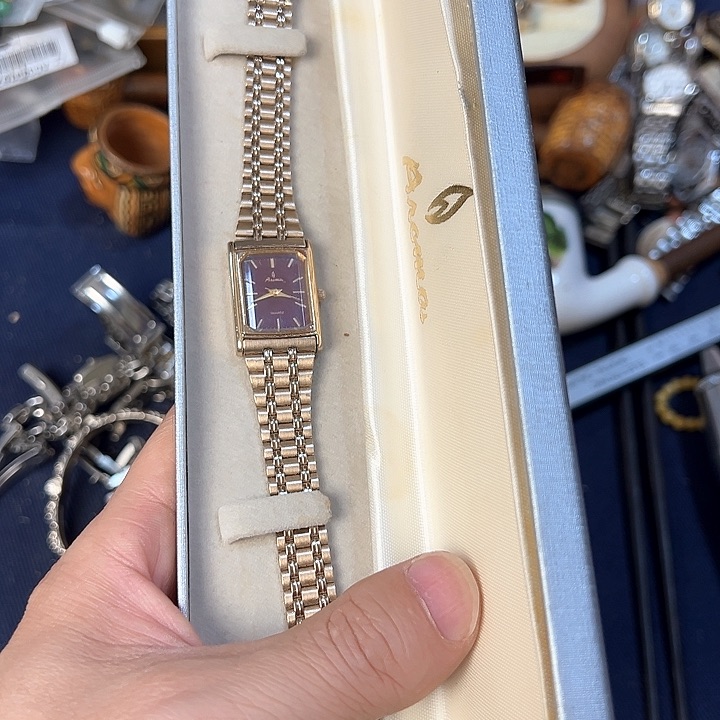 名仁中古欢迎大家。*安