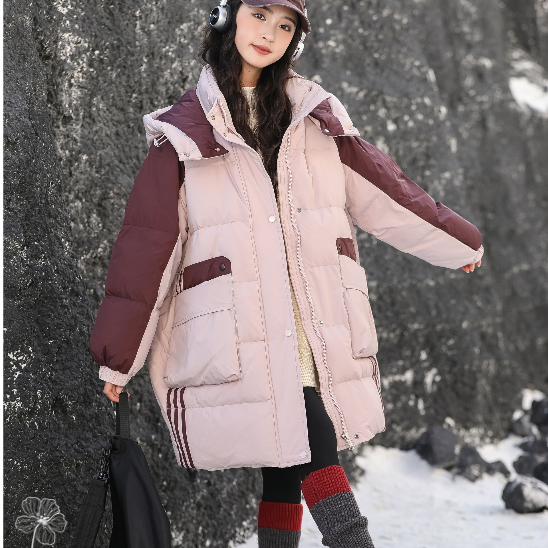 咘 2025【X】1月4日 男童女童时尚粉色连帽羽绒服2327-