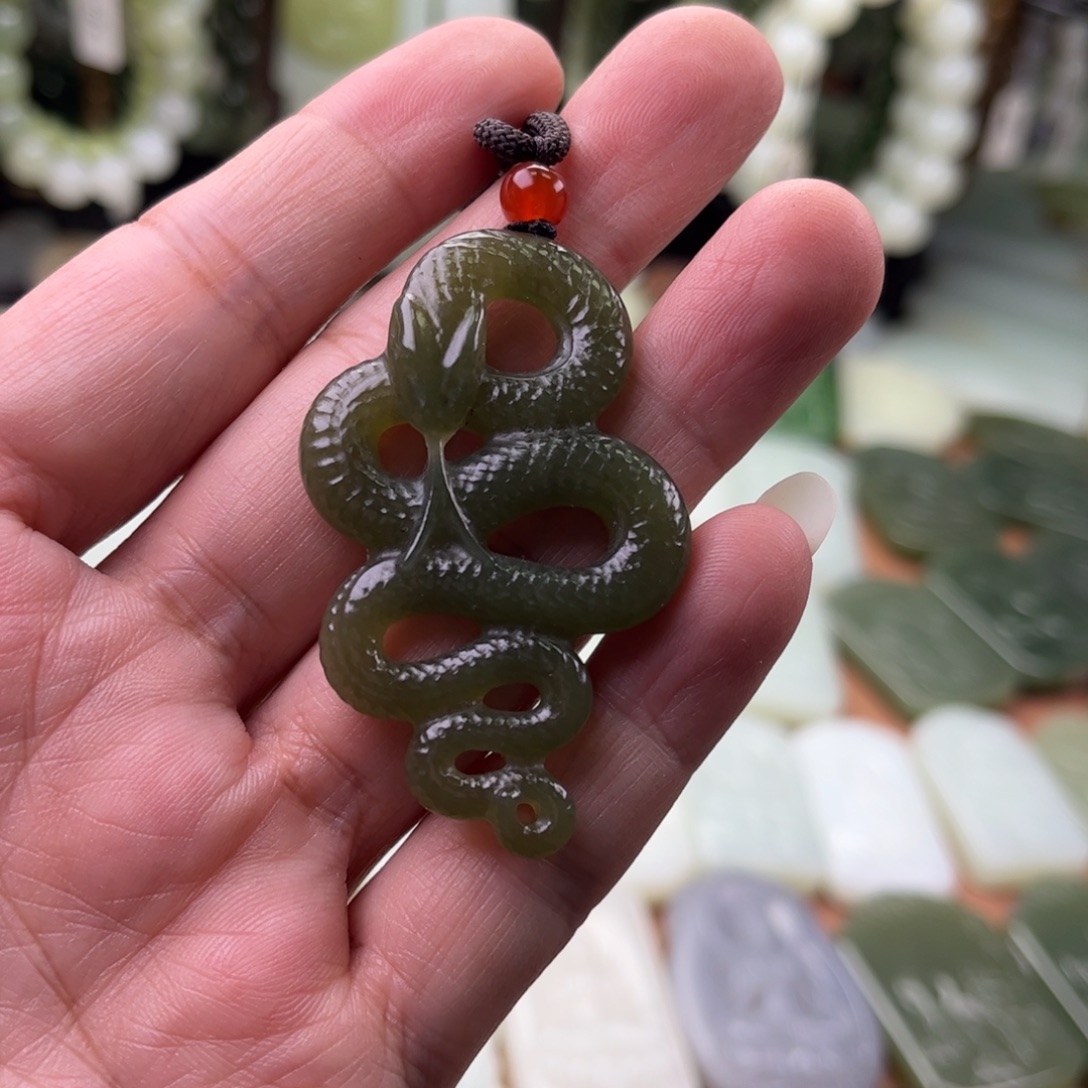 和田玉未镶嵌吊坠(不含链)