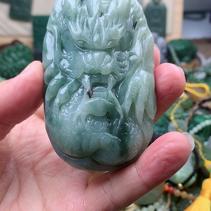 未镶嵌和田玉挂件