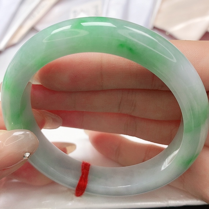 翡翠手镯未镶嵌缅甸天然A货翡翠