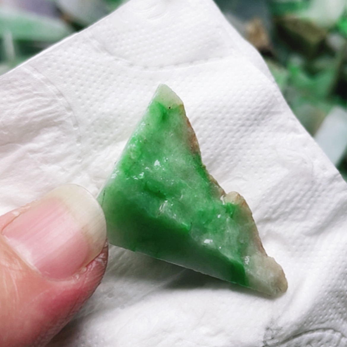 【闪购商品】翡翠颈饰未镶嵌A货