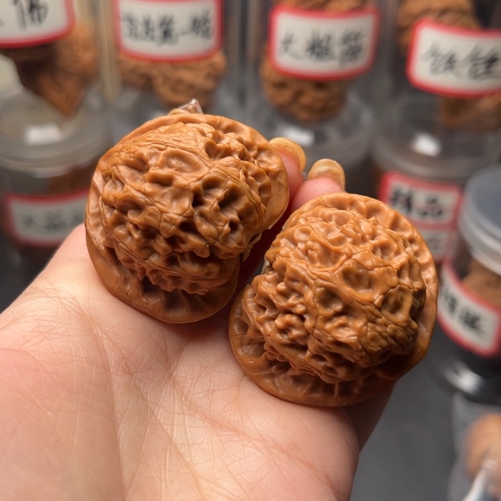文玩核桃把件43老型宫灯