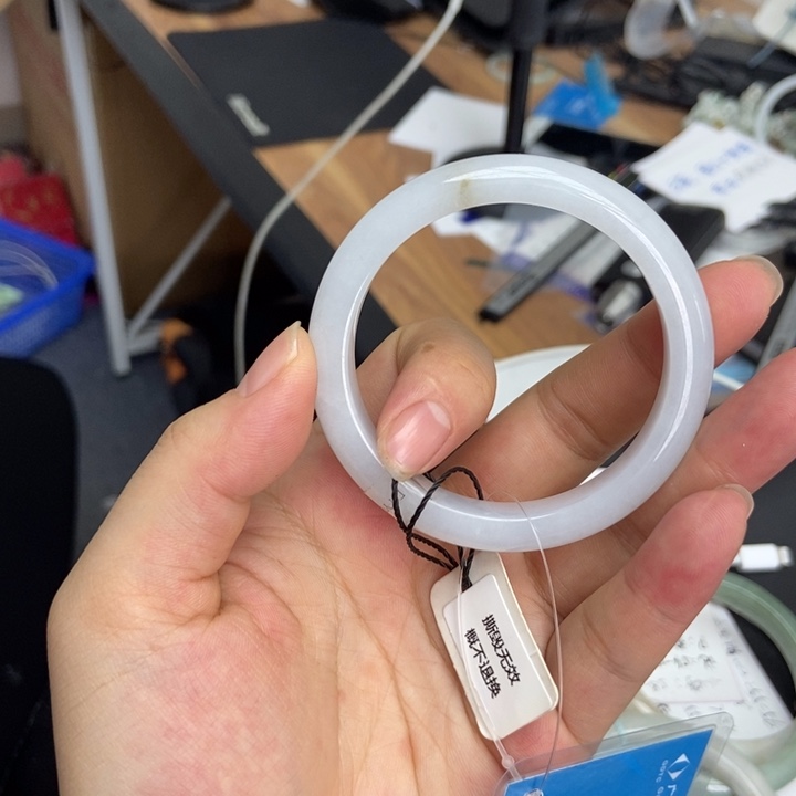 翡翠未镶嵌手镯5352圈口