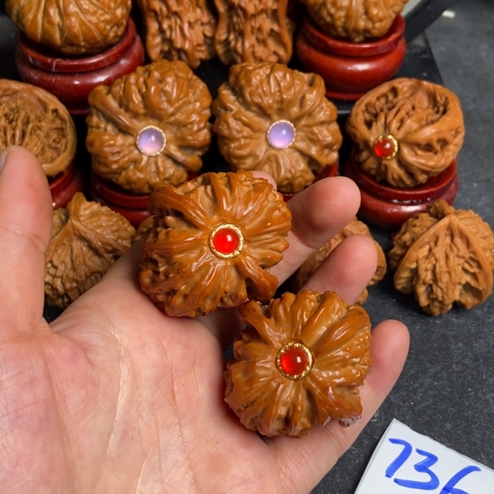 把件文玩核桃白狮子736