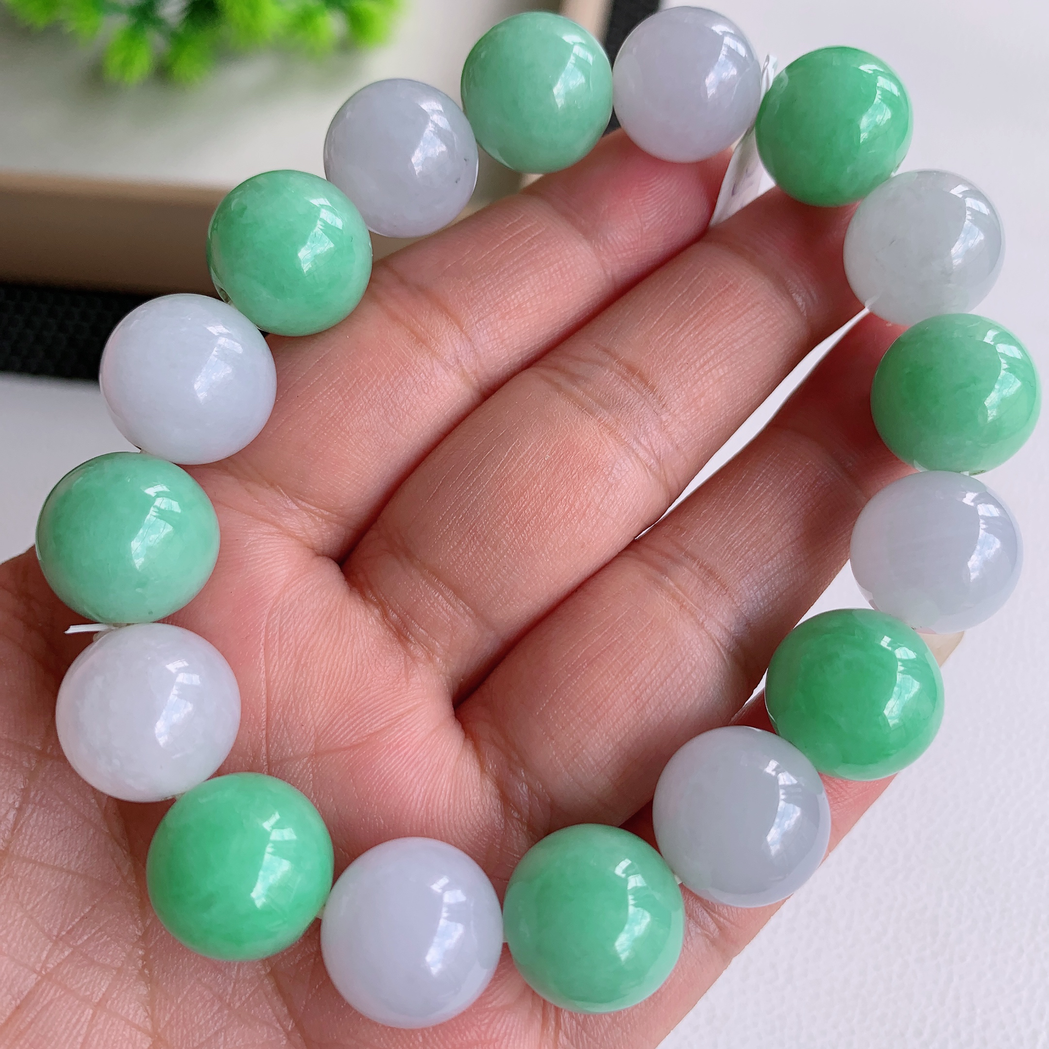 天然翡翠A货冰润双彩淡春彩飘绿手串手链大颗14mm珠宝渐变