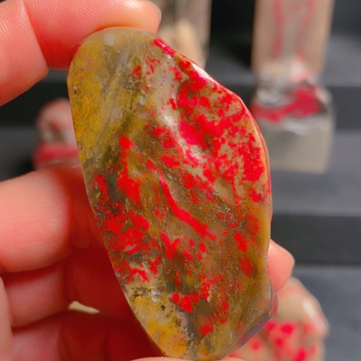 【闪购商品】昌化鸡血石天****人昌化鸡血石原石