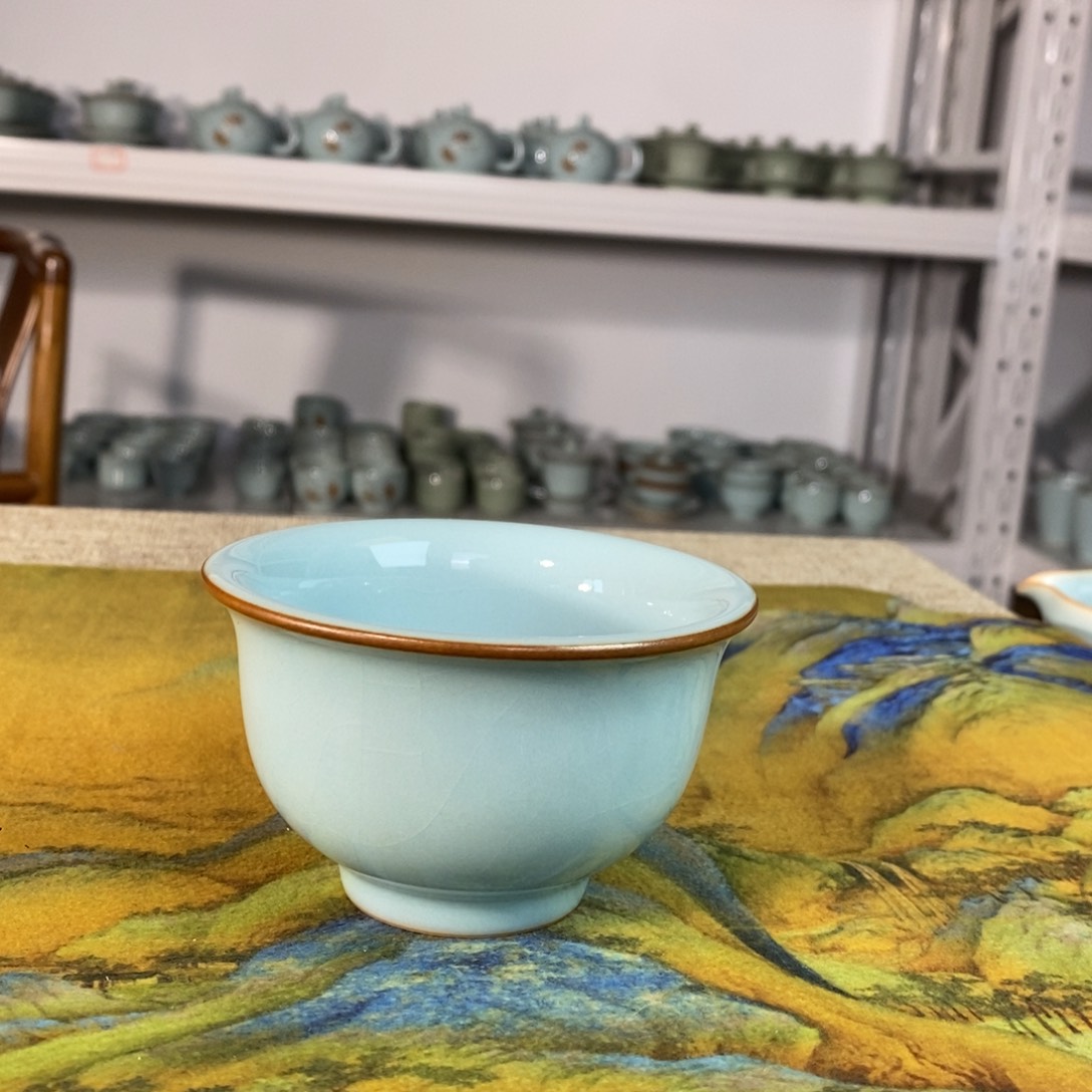【闪购商品】天青压手杯微微瑕150