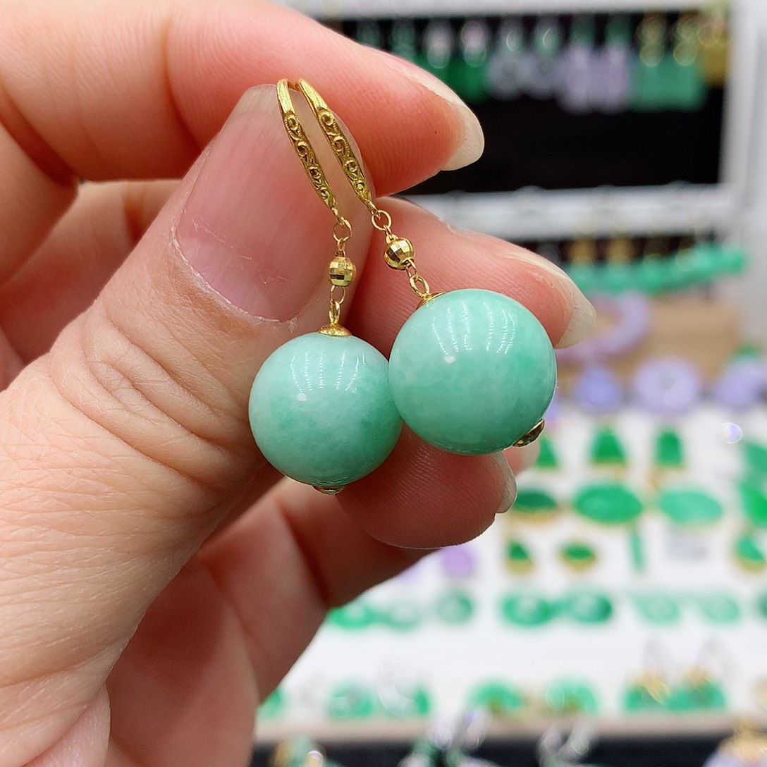 翡翠耳饰18K金镶嵌的