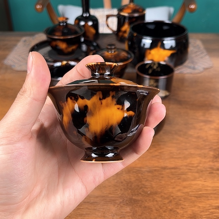 碗玳瑁釉二才小元宝盖碗