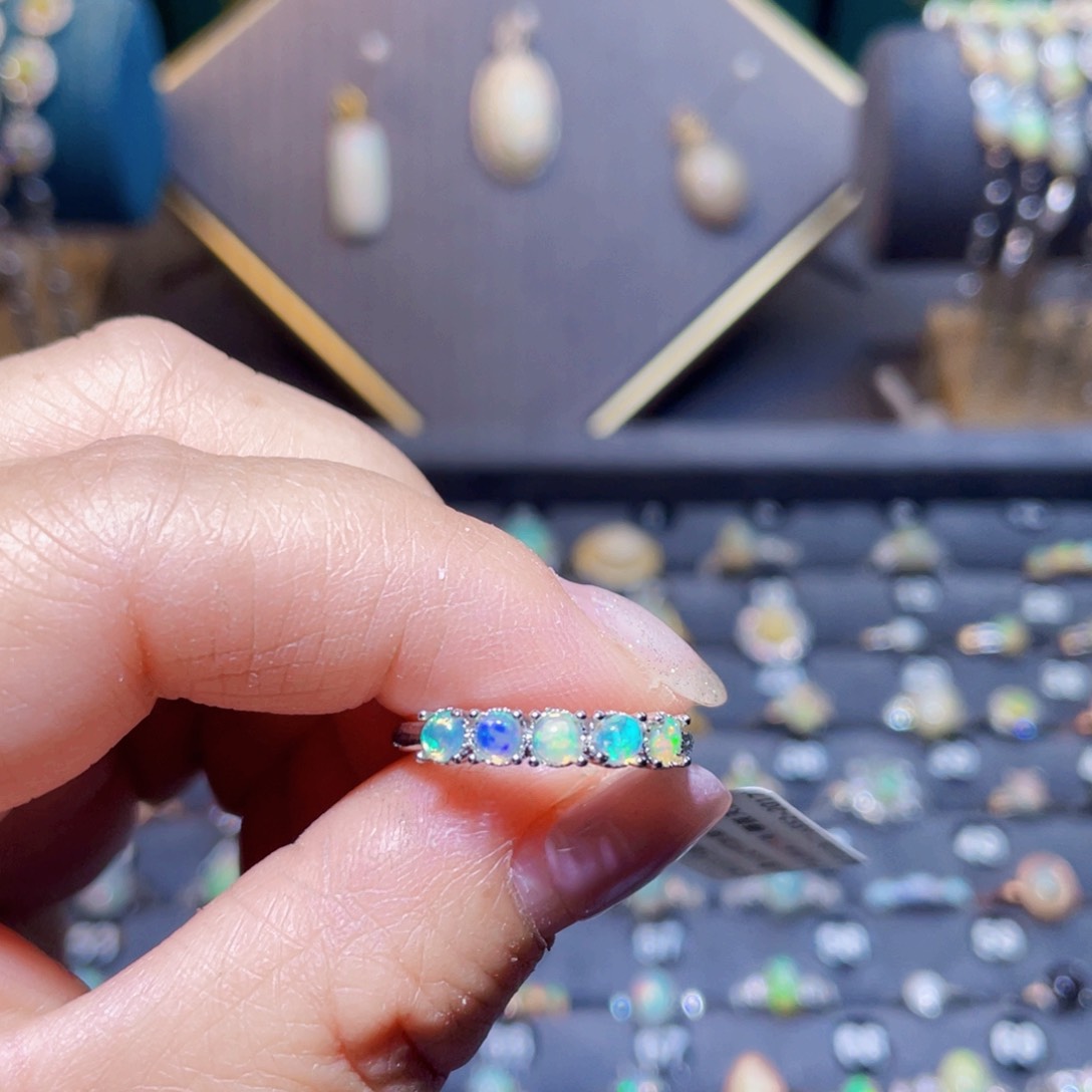 欧泊戒指〉银S925镶嵌