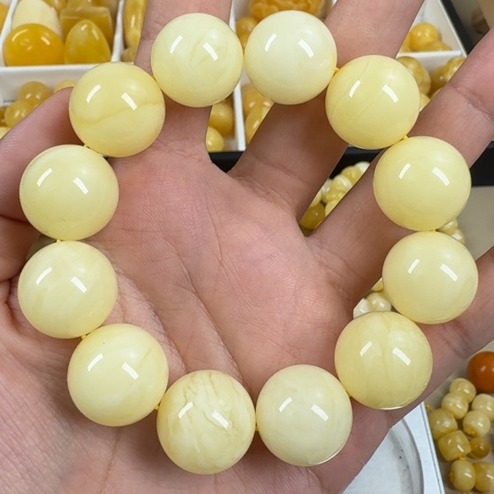 蜜蜡珠宝奇石未镶嵌