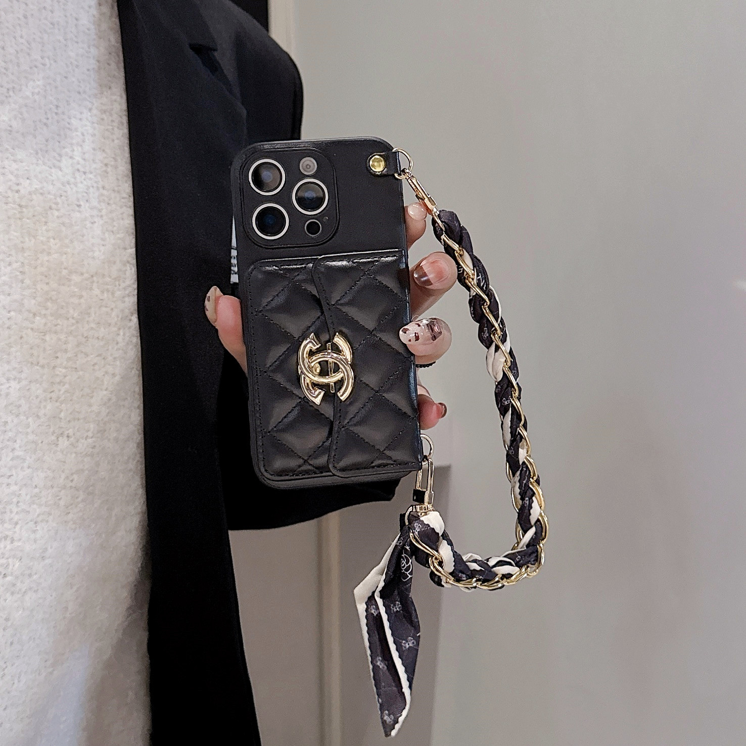 适用苹果华为VIVO荣耀小米OPPO手机壳小香风斜挎挂绳卡包保护套女