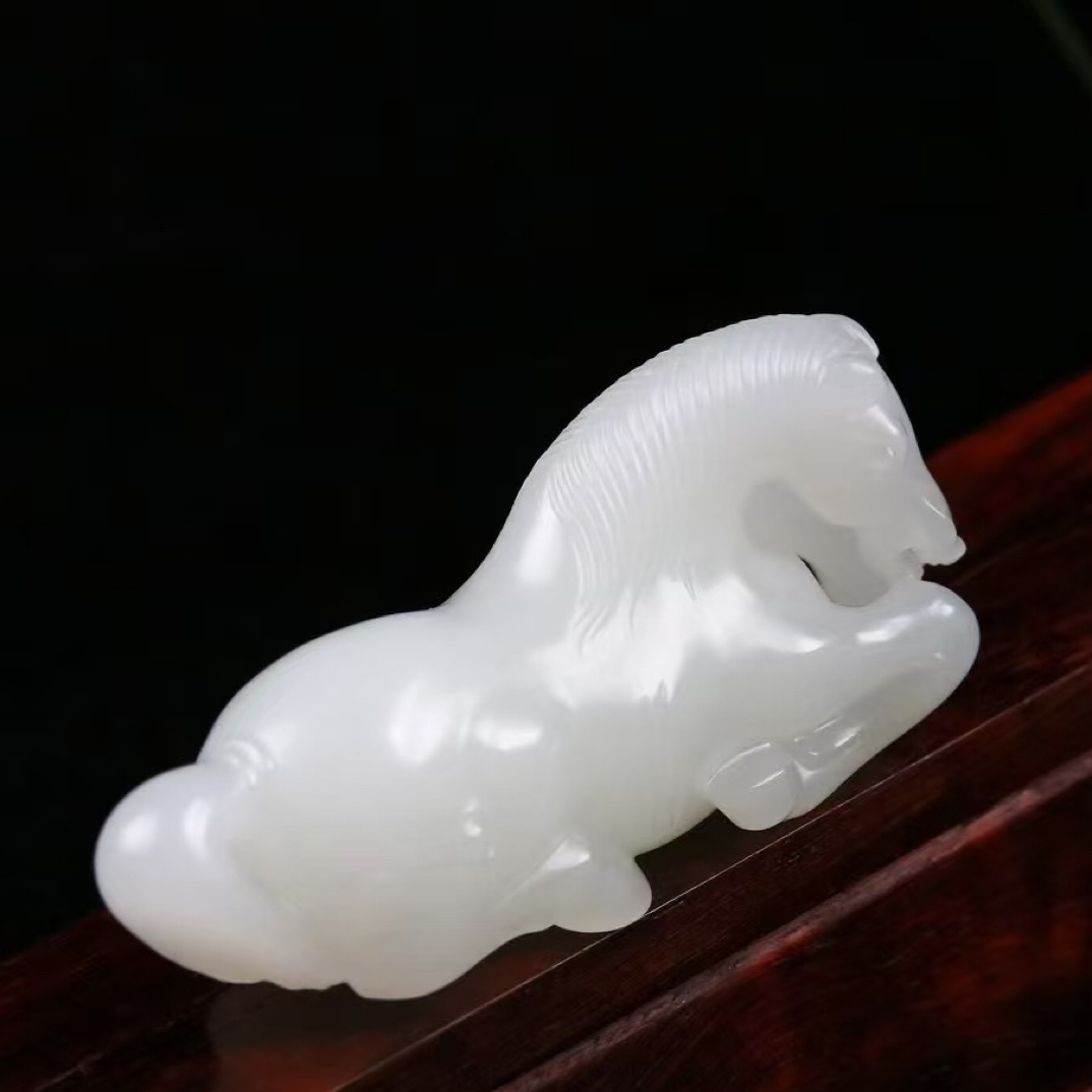 【籽玉大观】新疆和田玉红皮精品马到成功把件