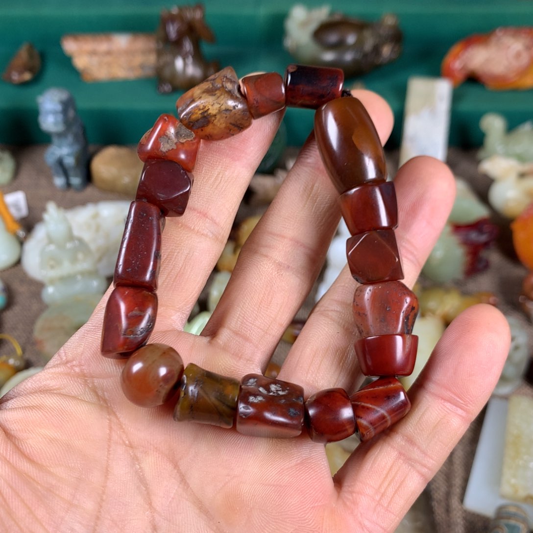 玛瑙/玉髓颈饰未镶嵌