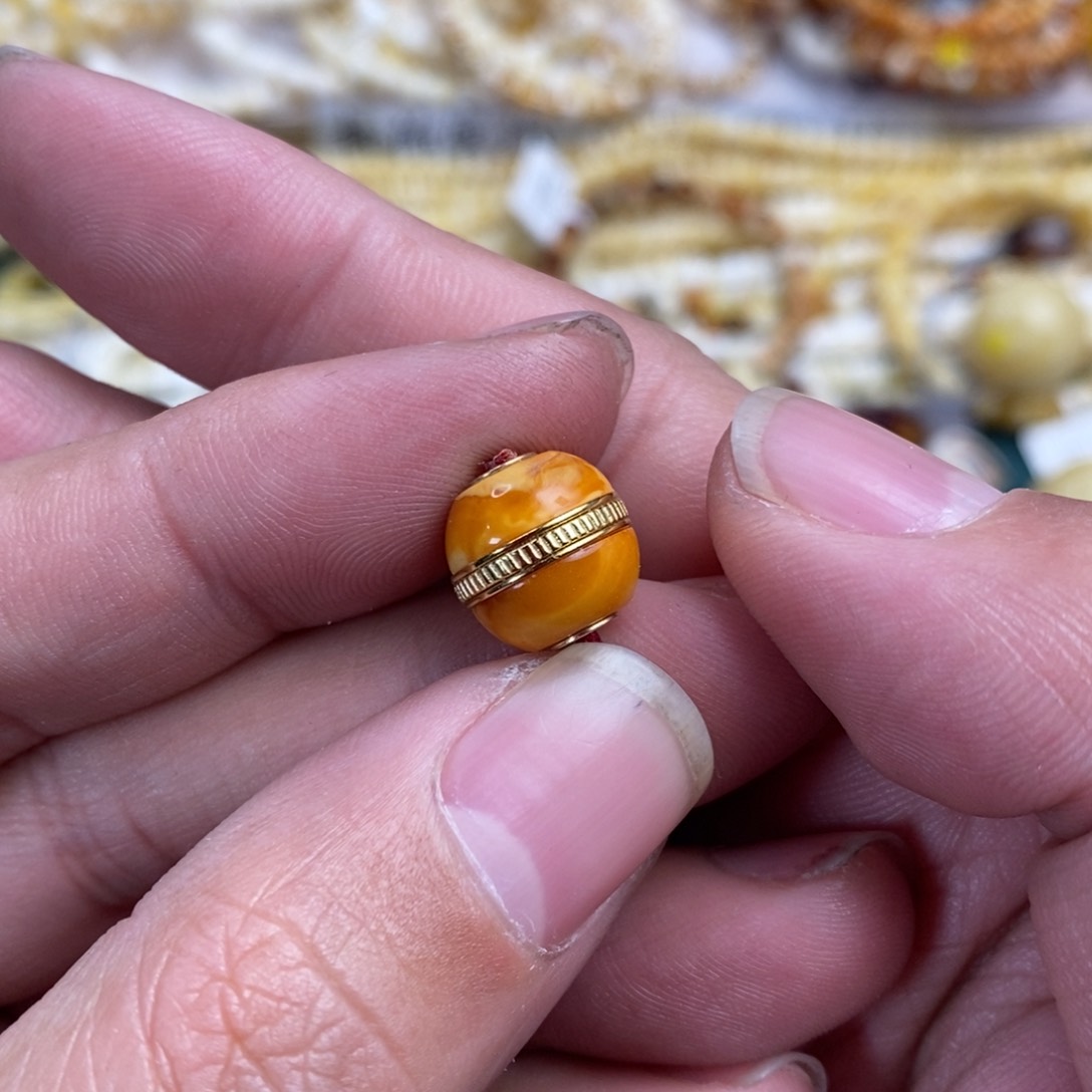 琥珀裸石未镶嵌微微瑕12mm汉堡珠