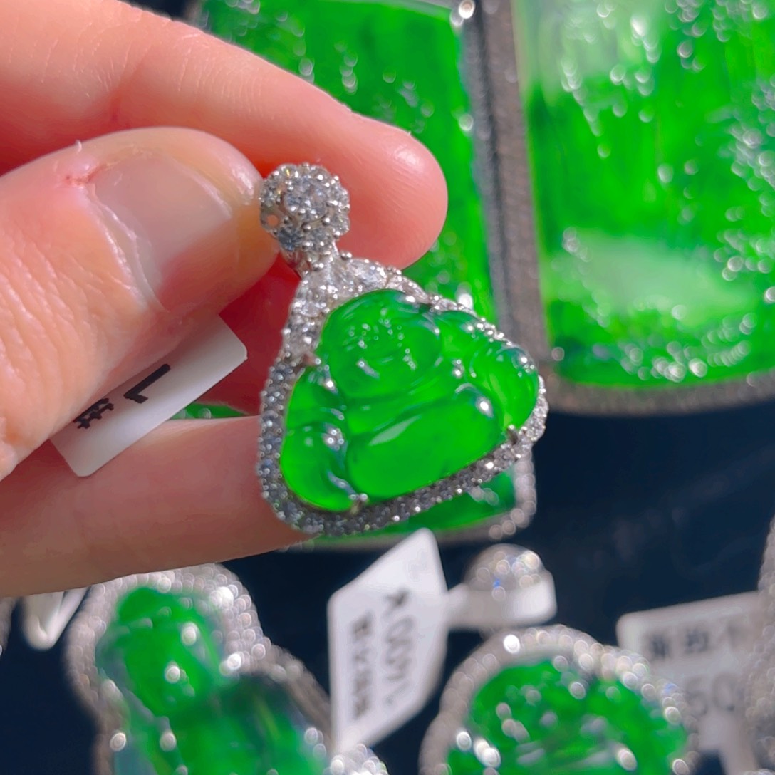 翡翠颈饰银S925镶嵌佛公