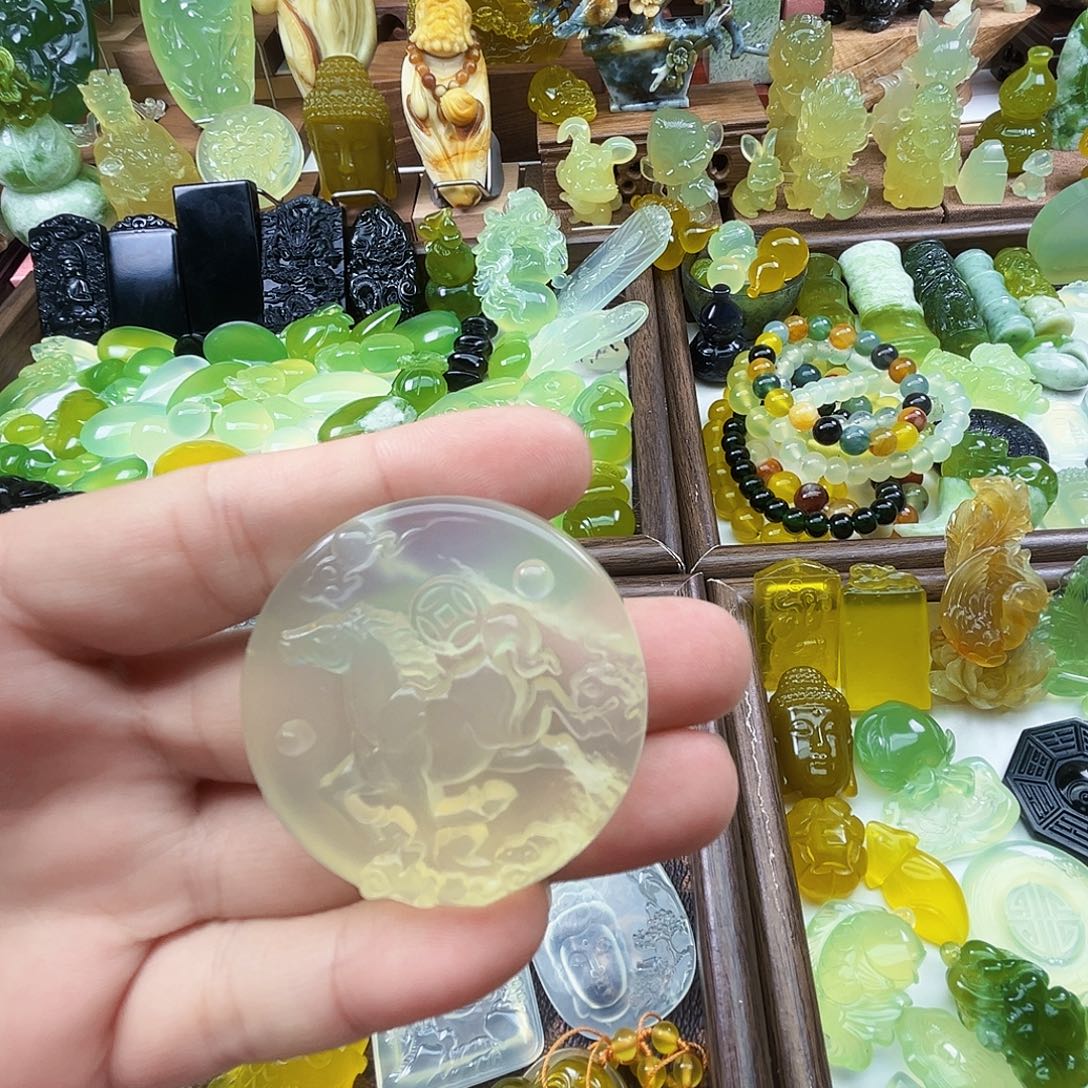 岫玉未镶嵌吊坠(不含链)