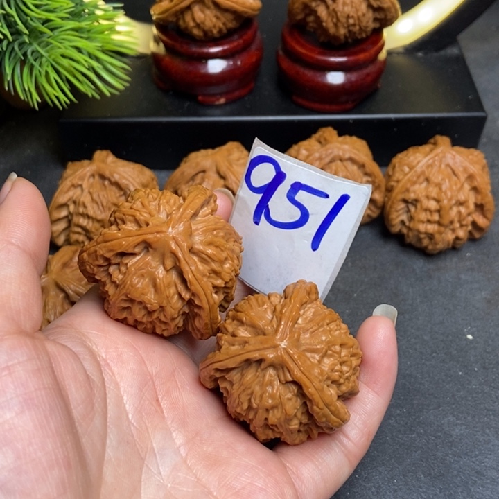 文玩核桃把件寿****社40尺寸951