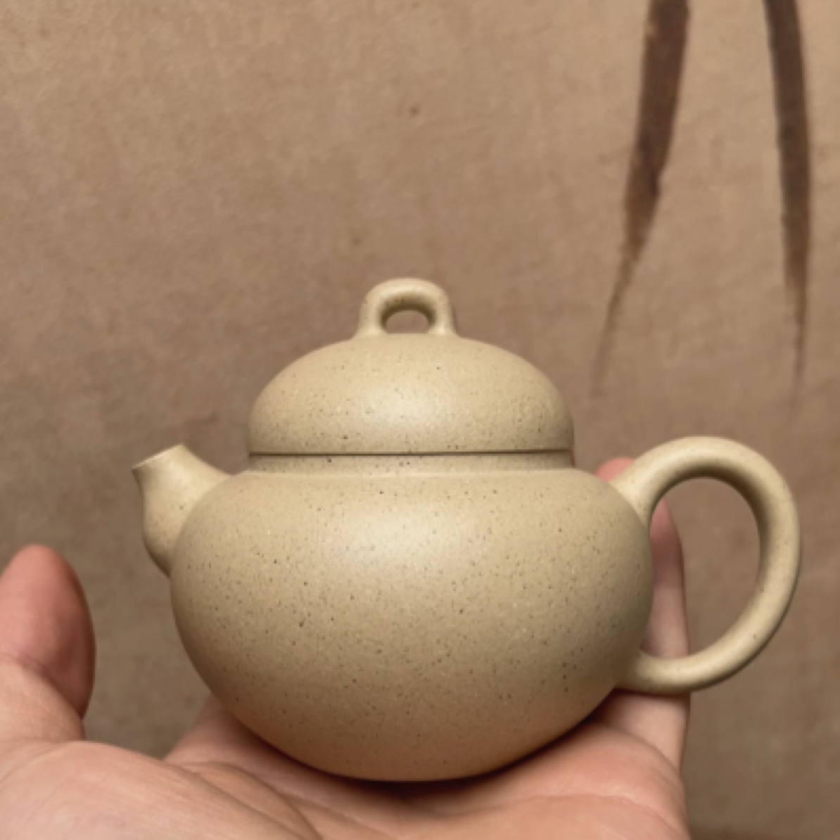 黄龙山台西绿泥段泥欢喜壶（预售）130cc