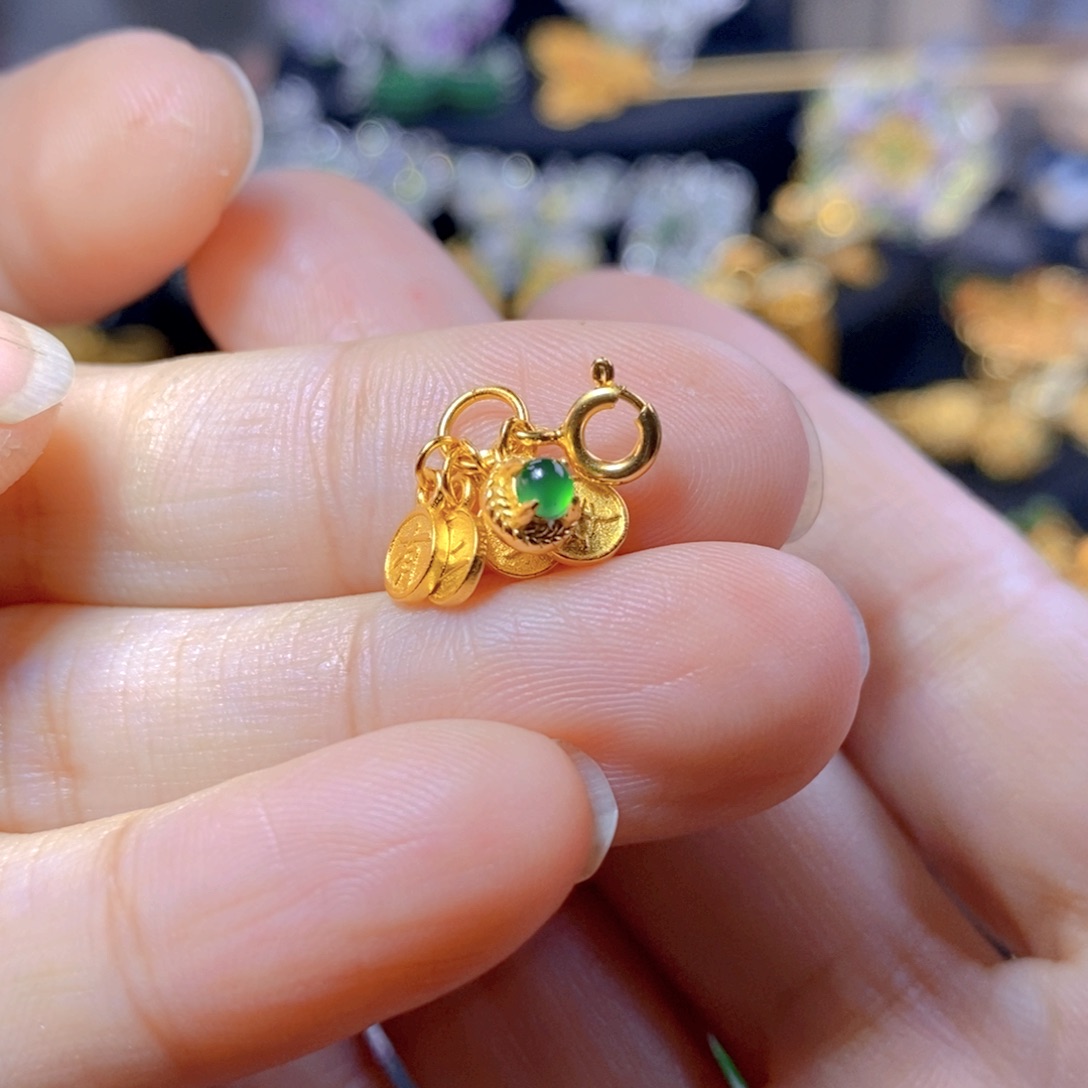 翡翠耳钉银S925镶嵌天然翡翠