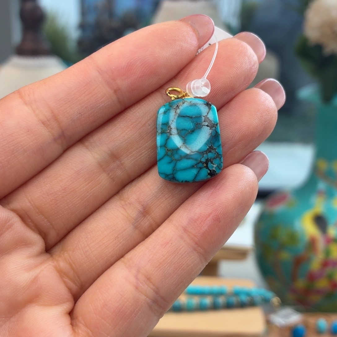 绿松石18K金镶嵌颈饰