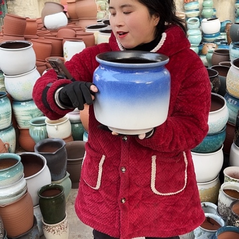 口21高22瑕疵盆子。