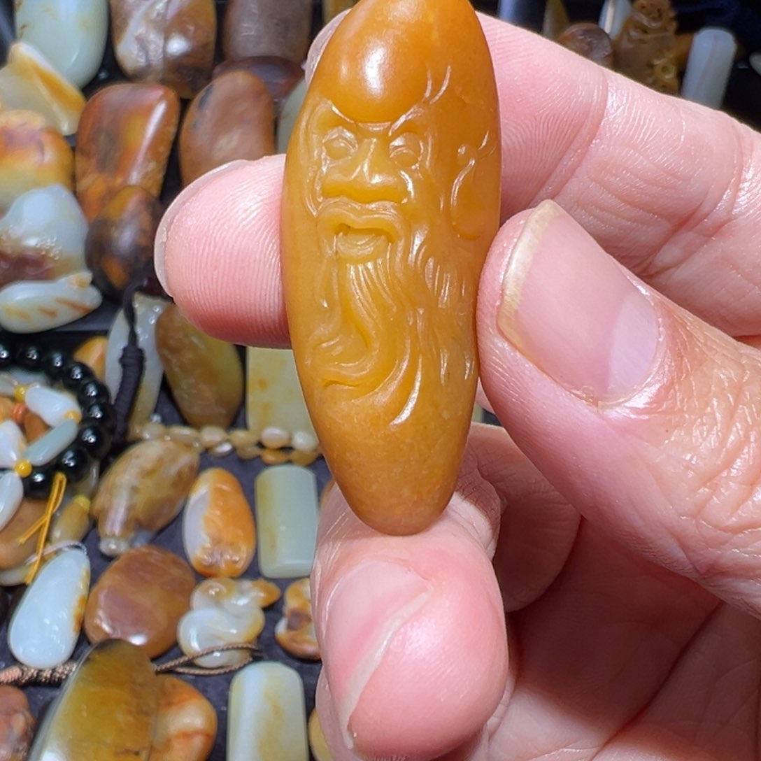 和田玉吊坠(不含链)未镶嵌O****爷