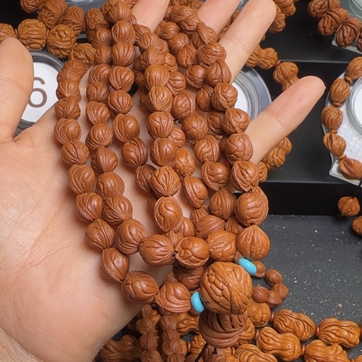 于***生桃核手串龙纹桃核