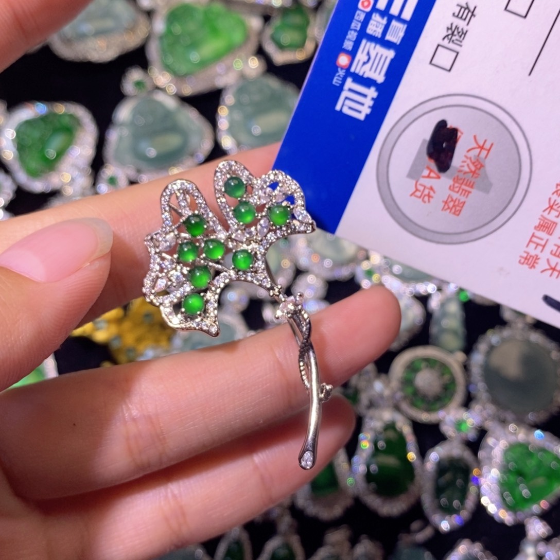 翡翠未镶嵌颈饰天然