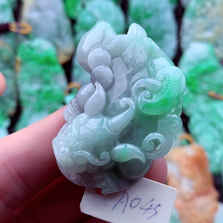 翡翠吊坠(不含链)未镶嵌