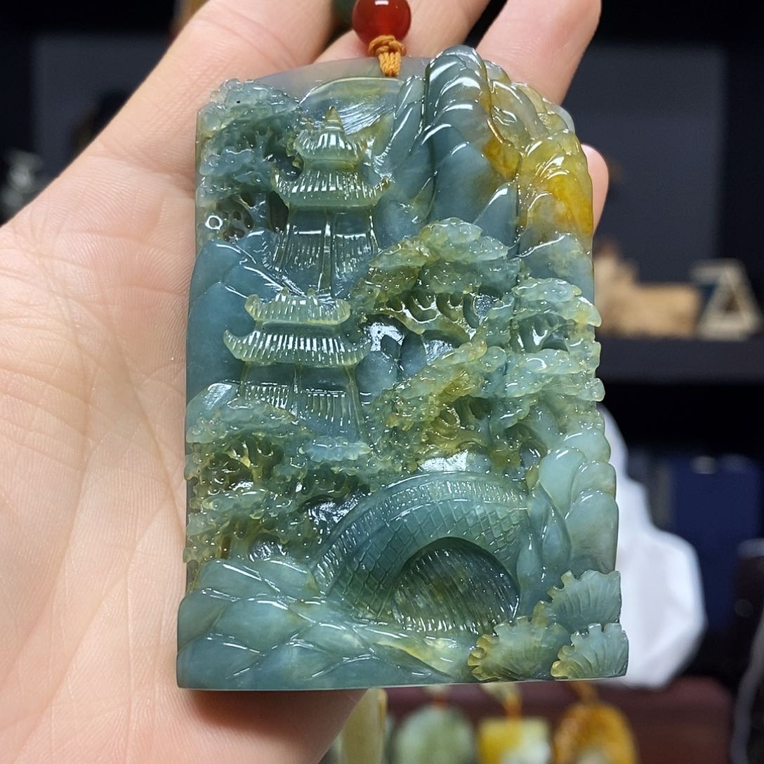 岫玉未镶嵌挂件吊坠