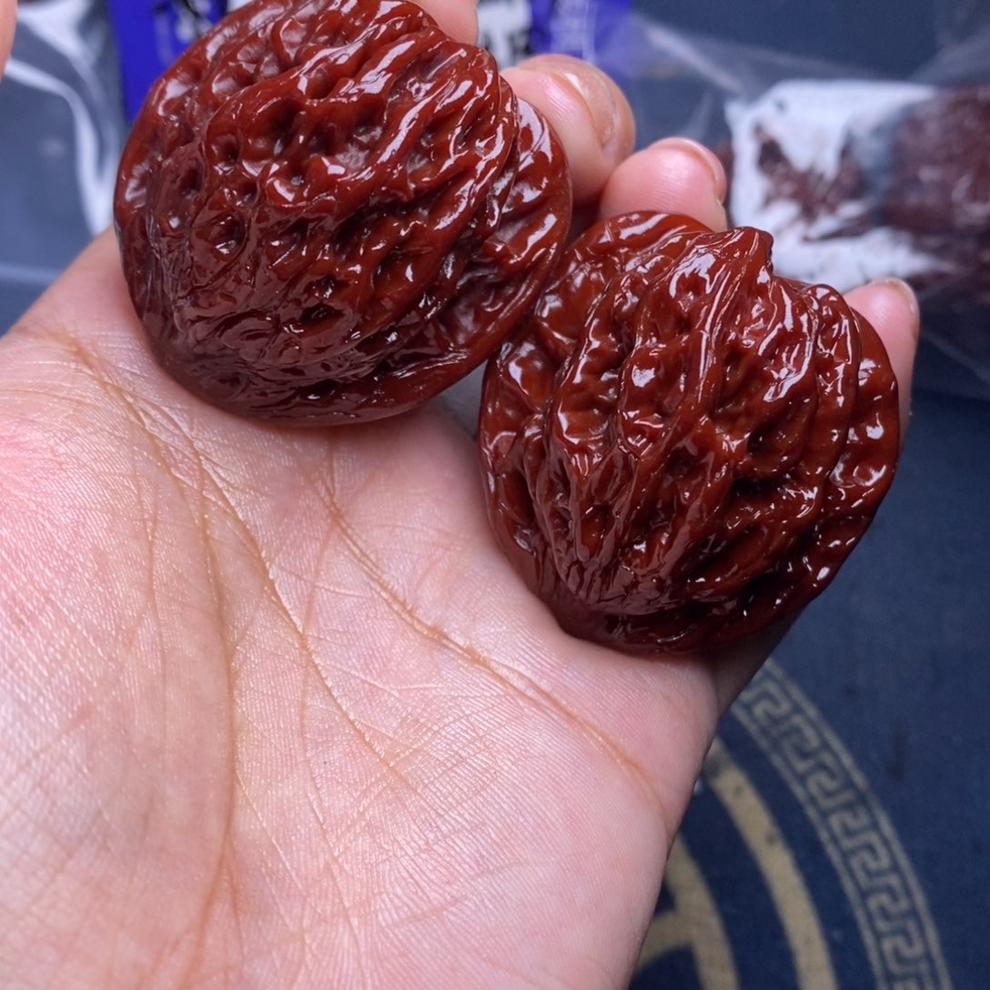 文玩核桃吊坠虎头 39