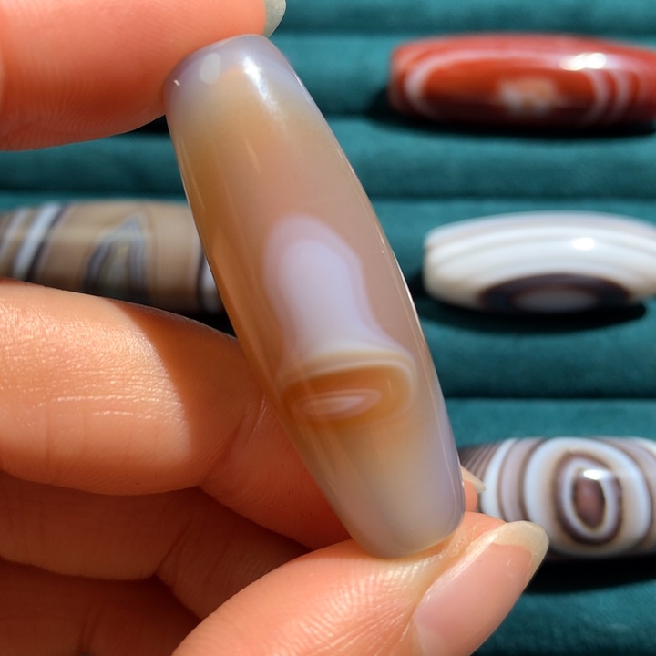 未镶嵌玛瑙/玉髓珠宝奇石