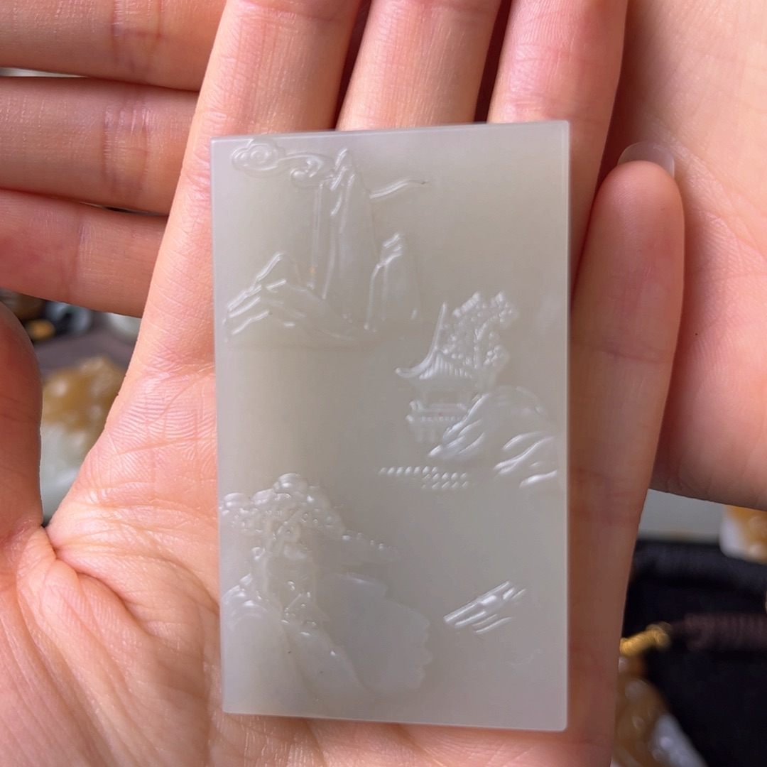 和田玉（糖玉）颈饰未镶嵌