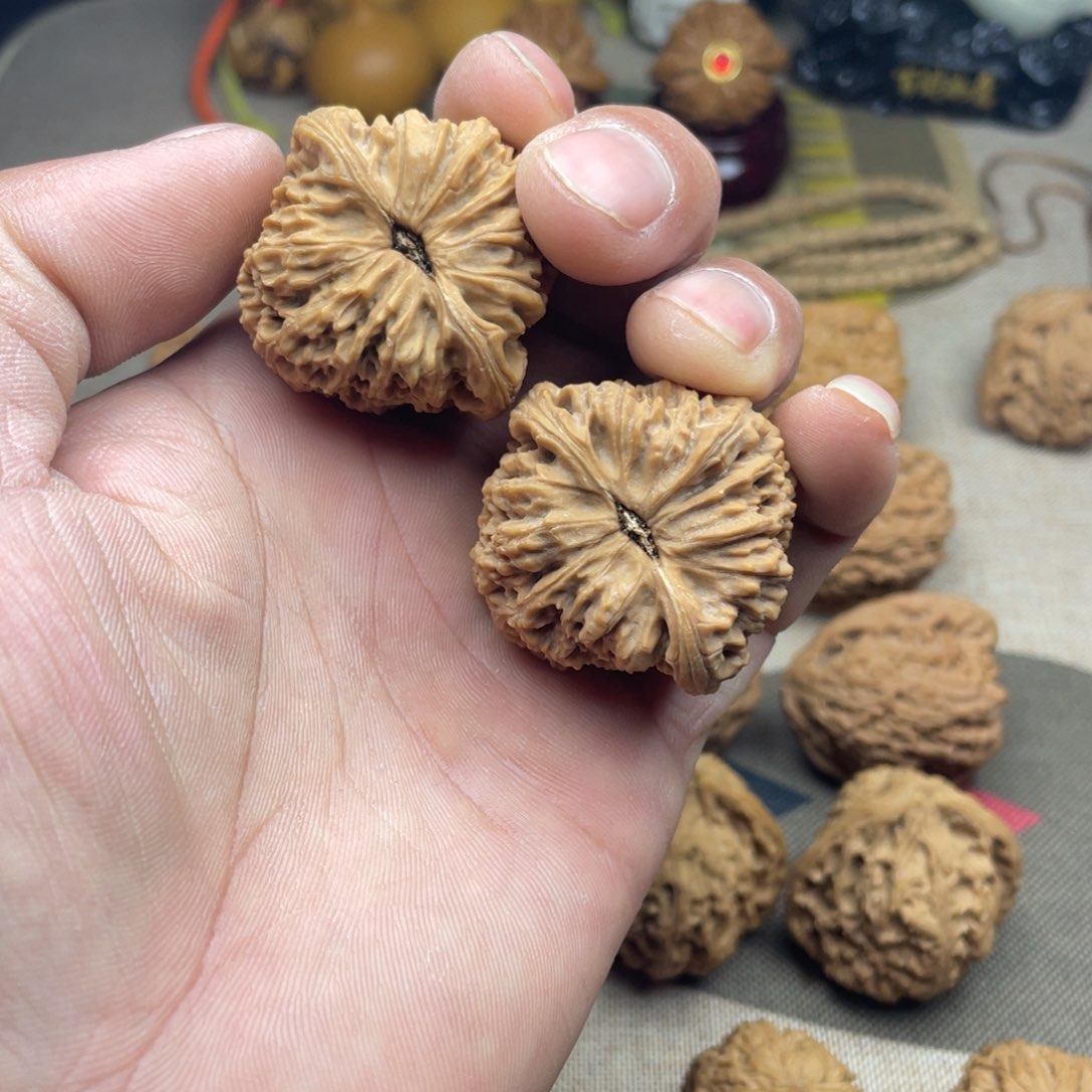 文玩核桃吊坠涿鹿南疆
