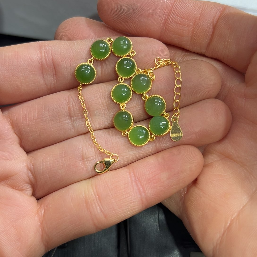 和田玉手链颜色多样性发货拍一发一银S925镶嵌?**o