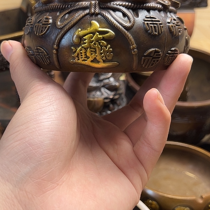 精美铜器，点击下单
