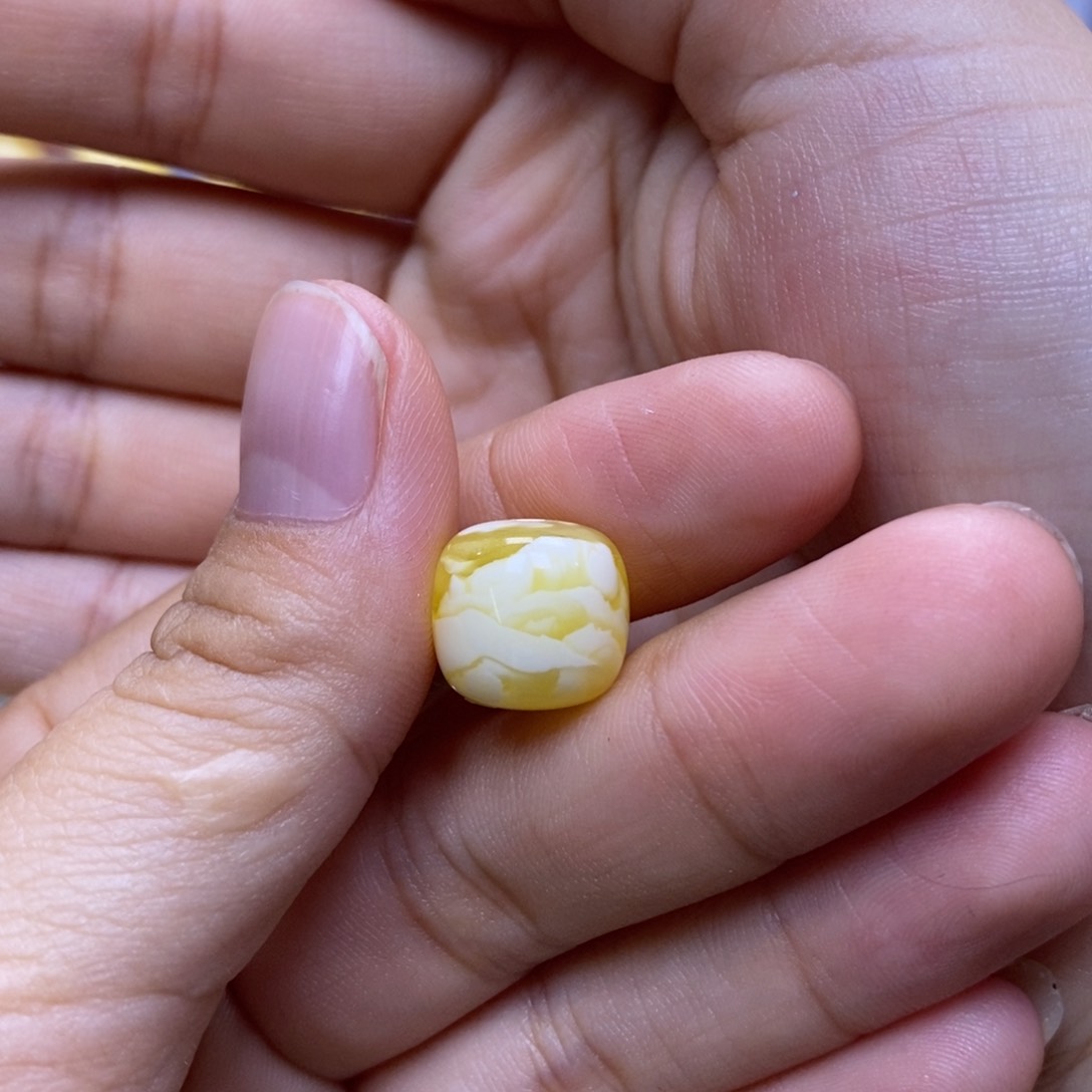 琥珀未镶嵌珠宝奇石木*.