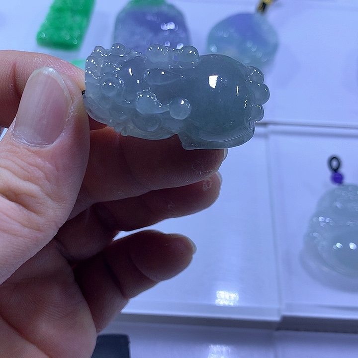 翡翠未镶嵌颈饰天然翡翠A货吊坠
